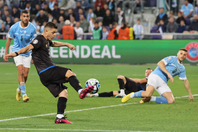 GALATASARAY HABERLERİ - G.Saray'dan Norwich'e Rashica teklifi! İşte o rakam ve Cimbom'un tek şartı 19 galatasaray haberleri cimbomda milot rashica seferberligi norwich cityye teklif yapildi 1681245328867