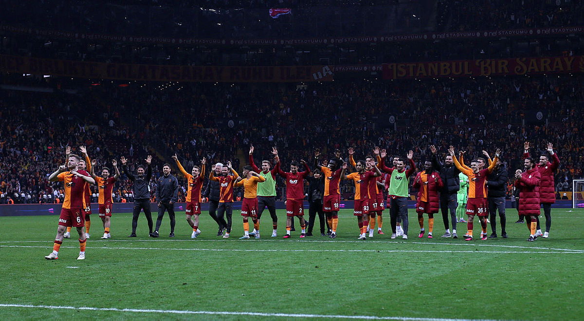 Galatasaray anlaşmaya vardı! 2 yıldız imzayı atıyor...