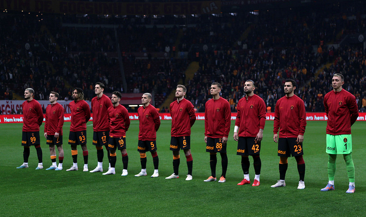 Galatasaray anlaşmaya vardı! 2 yıldız imzayı atıyor...