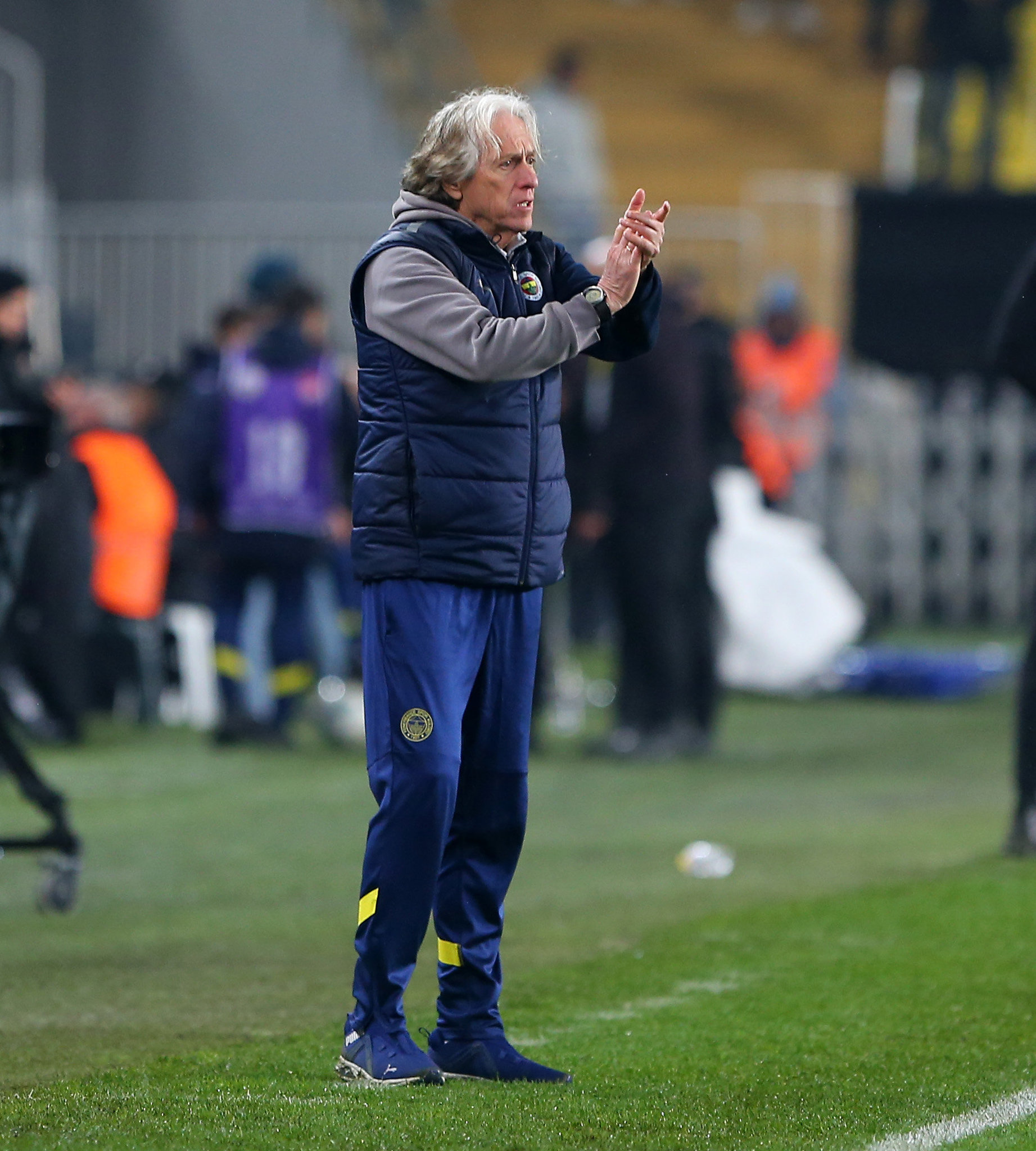 FENERBAHÇE HABERLERİ: Jorge Jesus ile buzlar eridi! İşte kritik zirveden çıkan karar...