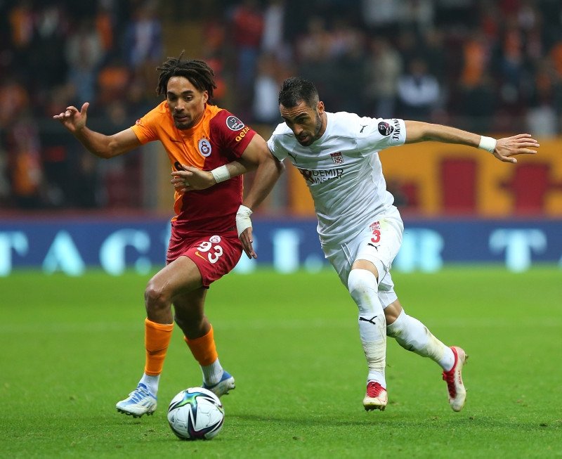 GALATASARAY TRANSFER HABERLERİ: 7 takım istiyordu! Sacha Boey'un bonservis bedeli belirlendi 19 galatasaray transfer haberleri 7 takim istiyordu sacha boeyun bonservis bedeli belirlendi 1681283389274