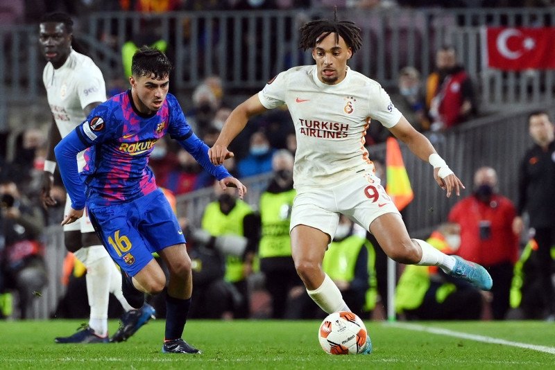 GALATASARAY TRANSFER HABERLERİ: 7 takım istiyordu! Sacha Boey'un bonservis bedeli belirlendi 24 galatasaray transfer haberleri 7 takim istiyordu sacha boeyun bonservis bedeli belirlendi 1681283389531