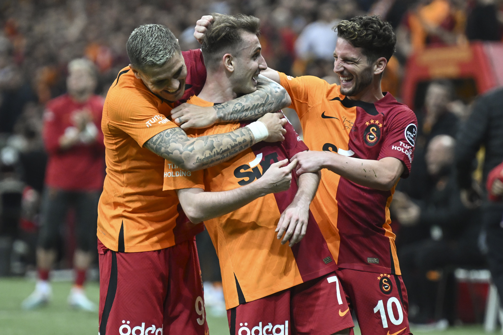 Galatasaray’a Liverpool’dan transfer! 40 milyon Euro ödenmişti şimdi Aslan oluyor