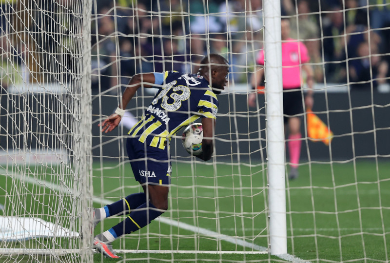 FENERBAHÇE HABERLERİ: Enner Valencia’ya transfer kancası! Menajeriyle temasa geçildi
