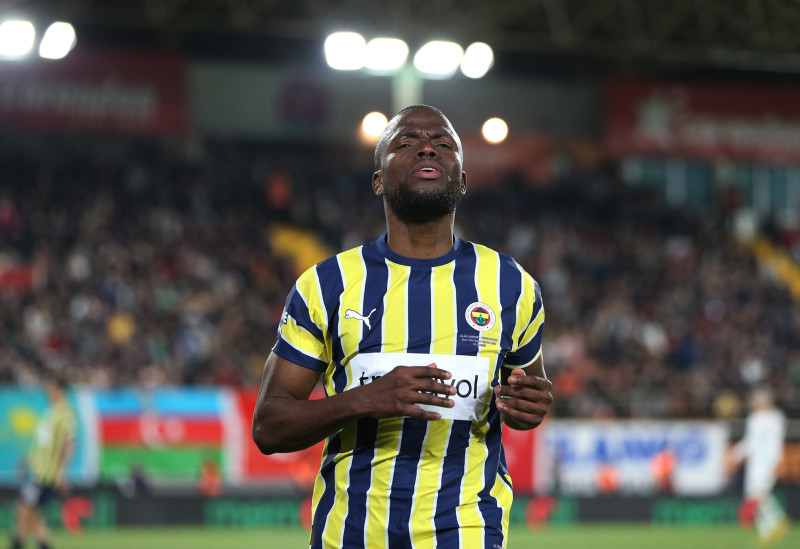 FENERBAHÇE HABERLERİ: Enner Valencia’ya transfer kancası! Menajeriyle temasa geçildi