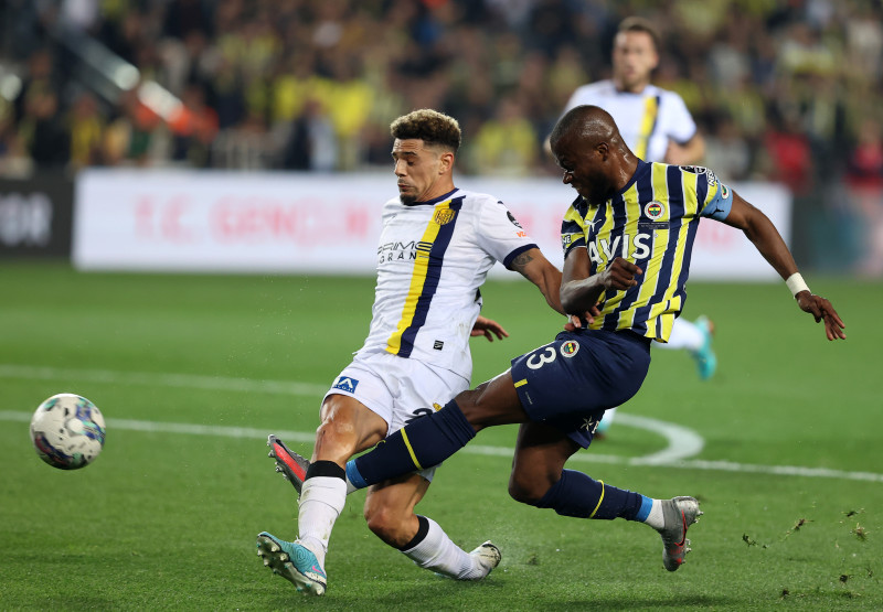 FENERBAHÇE HABERLERİ: Enner Valencia’ya transfer kancası! Menajeriyle temasa geçildi