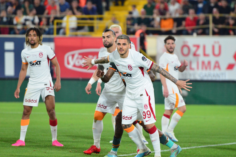 GALATASARAY HABERLERİ - Aslan golcüsünü buldu! Cimbom’dan rakiplerine ’Nisbet’