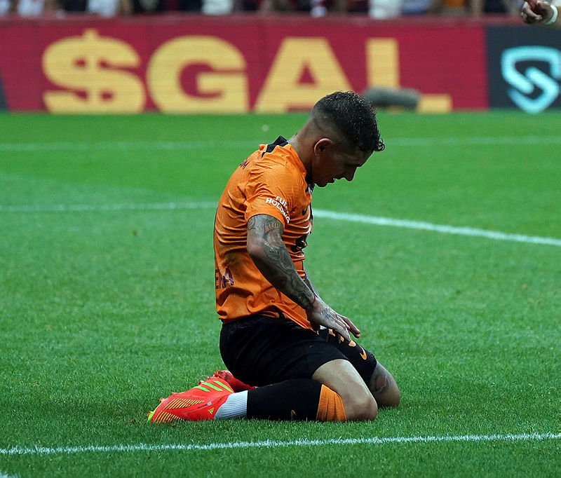 GALATASARAY TRANSFER HABERLERİ: Lucas Torreira’ya Çizme kancası! Gözden çıkarılan rakam...