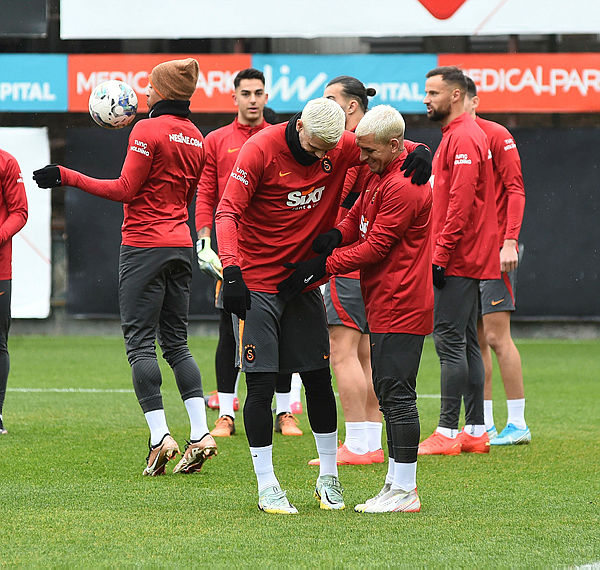 GALATASARAY TRANSFER HABERLERİ: Lucas Torreira’ya Çizme kancası! Gözden çıkarılan rakam...