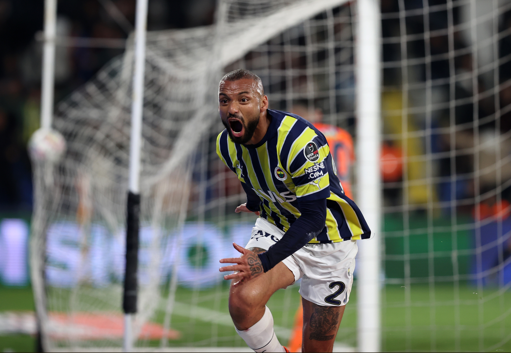 Fenerbahçe’de planlar değişti! Sezon sonu gönderilecekti...