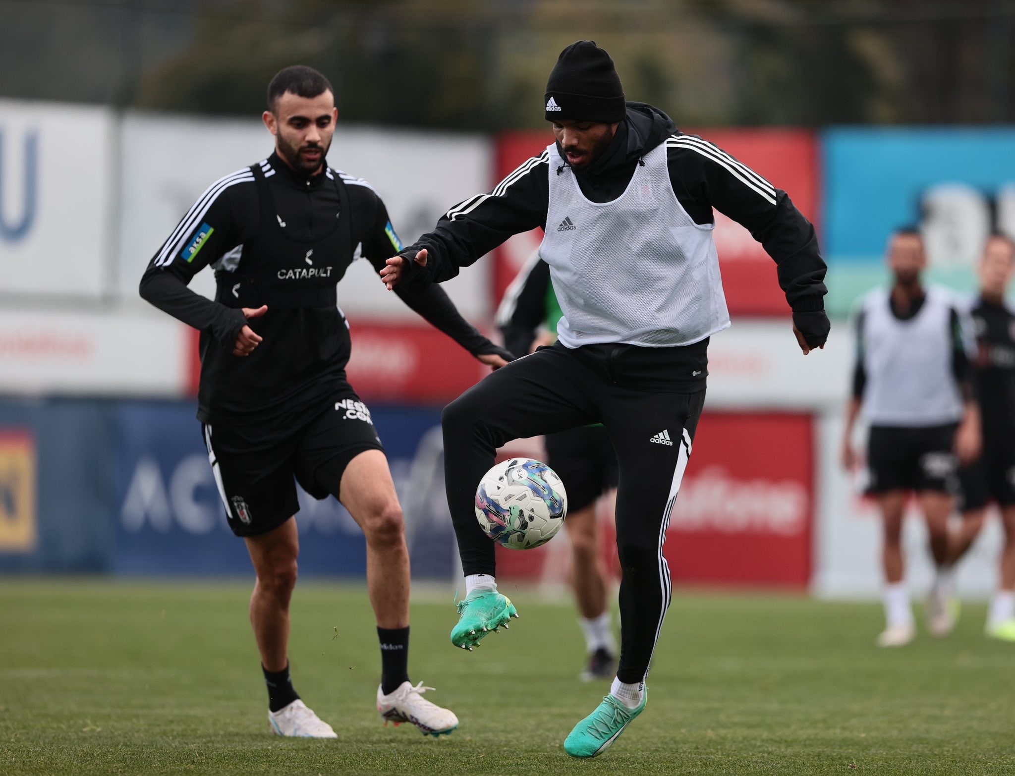 Beşiktaş-Galatasaray derbisi öncesi büyük endişe! O isimler ceza sınırında