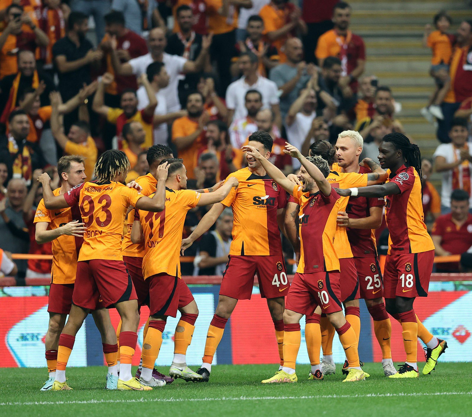 Galatasaray’da Okan Buruk farkı! Şampiyon olduğu sezonda...