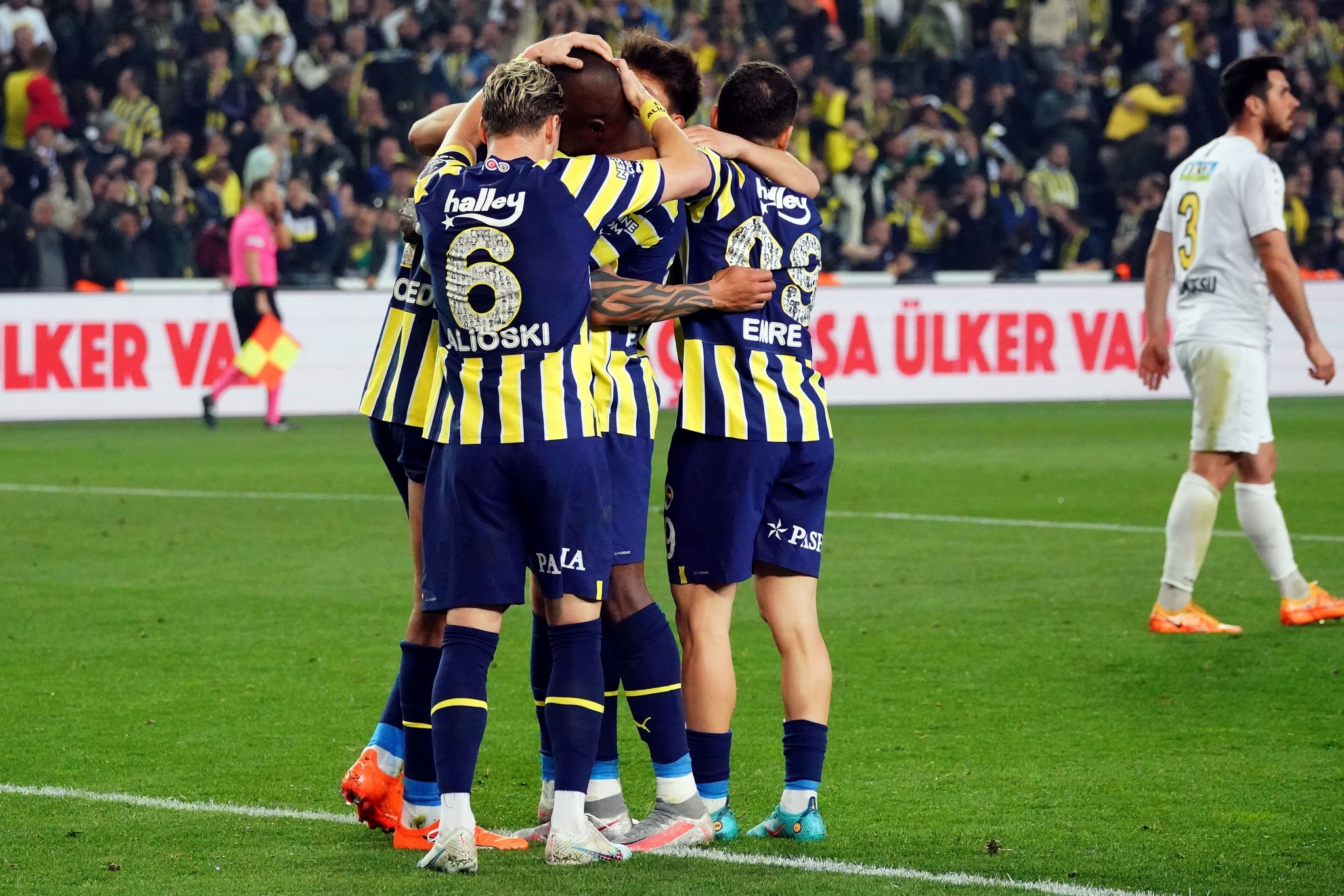 Fenerbahçe’den Galatasaray’a yılın transfer çalımı! Bunu kimse beklemiyordu