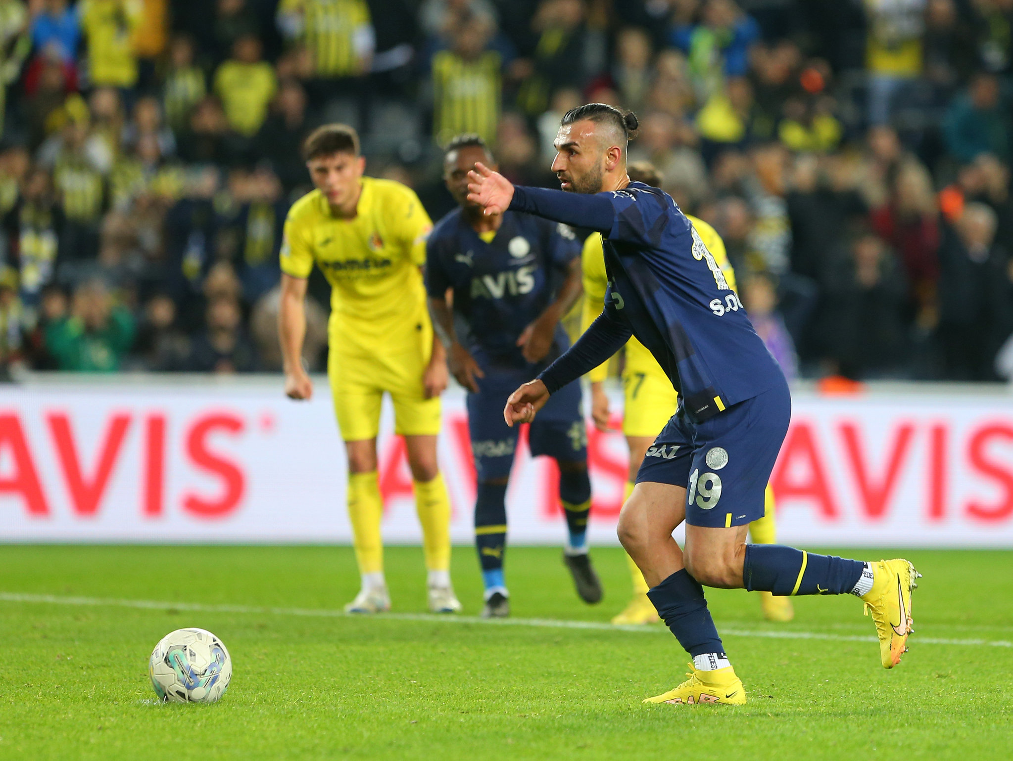 FENERBAHÇE TRANSFER HABERİ: Serdar Dursun’a yeni talip! Sezon sonunda...