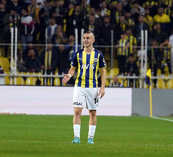 Fenerbahçe’nin yıldızı Trabzonspor’a! Bonservis alınmayacak