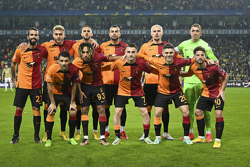 Galatasaray’da 2 ayrılık birden! İlk transfer belli oldu