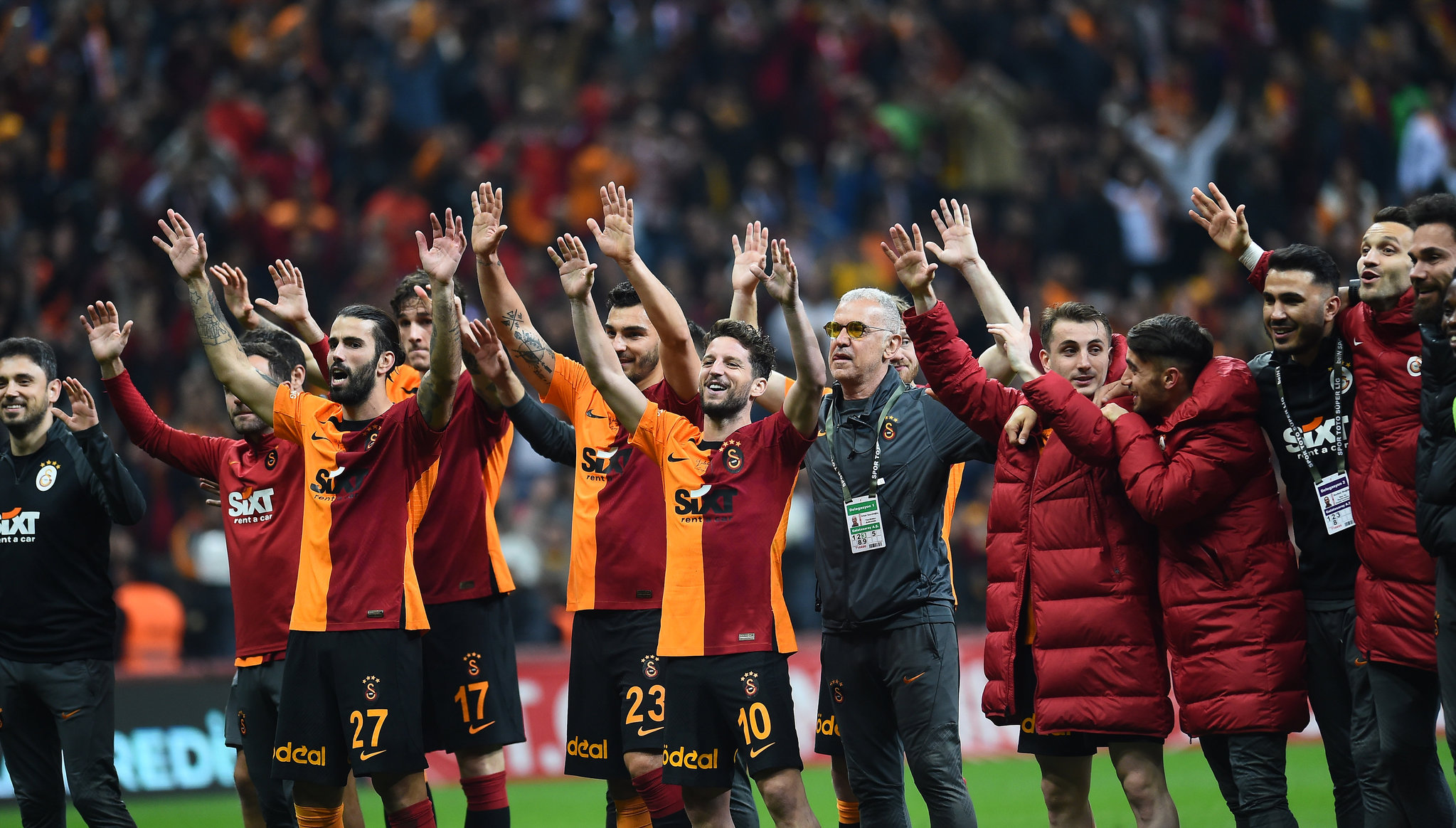 Galatasaray’da büyük endişe! O isimler kart görürse...