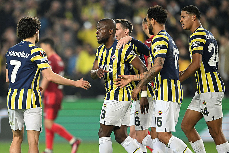 Fenerbahçe’yi üzen haber! Ryan Kent...