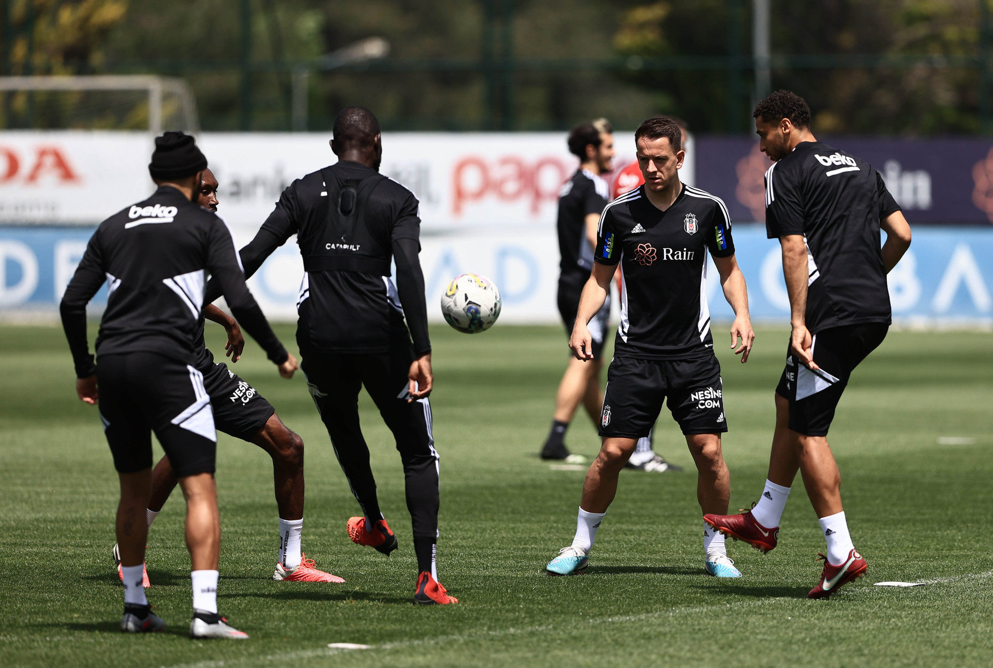 İngiltere’den olay iddia! ’Beşiktaş o yıldızın transferi için sabırsızlanıyor’