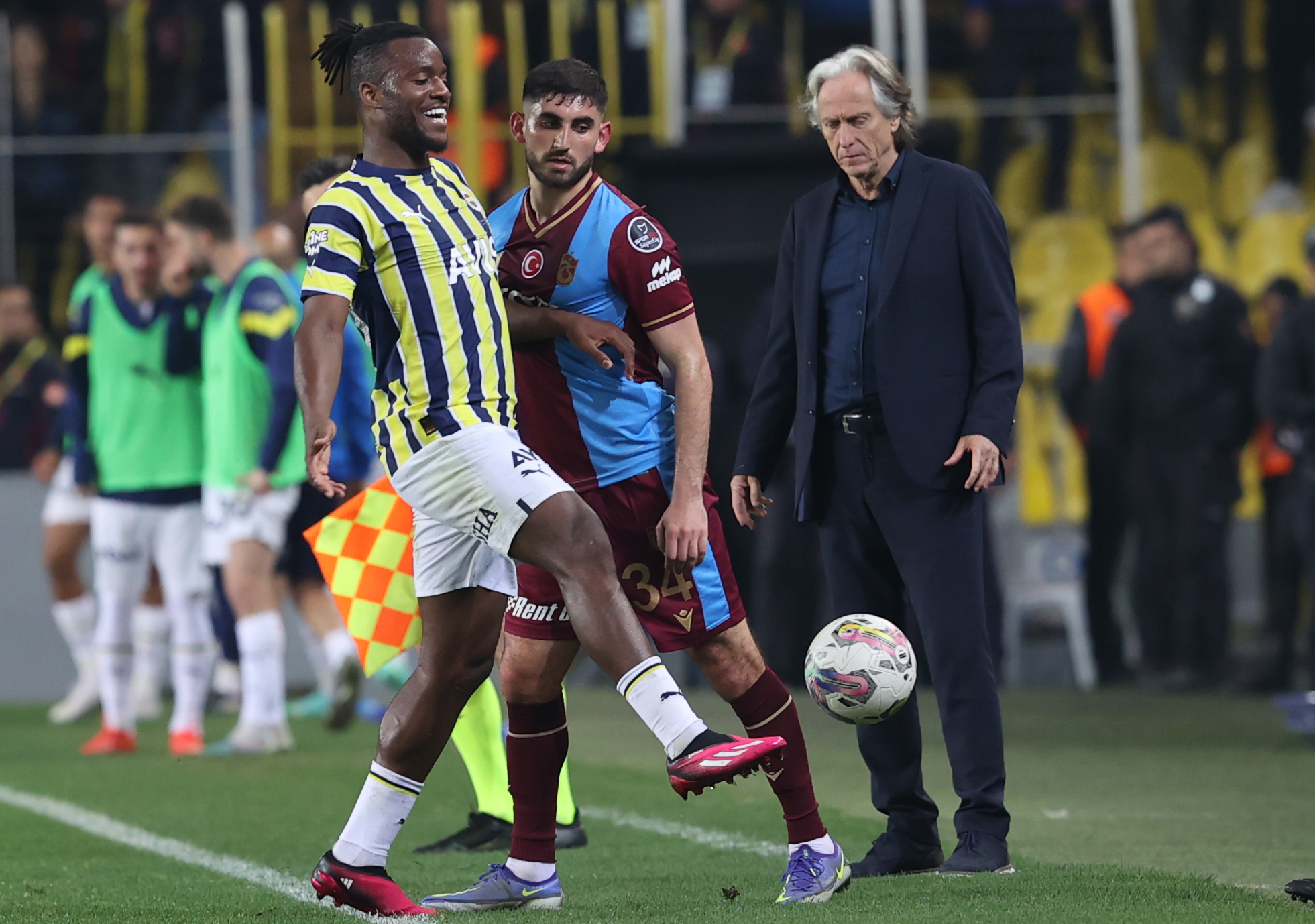 TRANSFER HABERİ: Fenerbahçe’den Victor Moses açıklaması! Geri mi dönüyor?