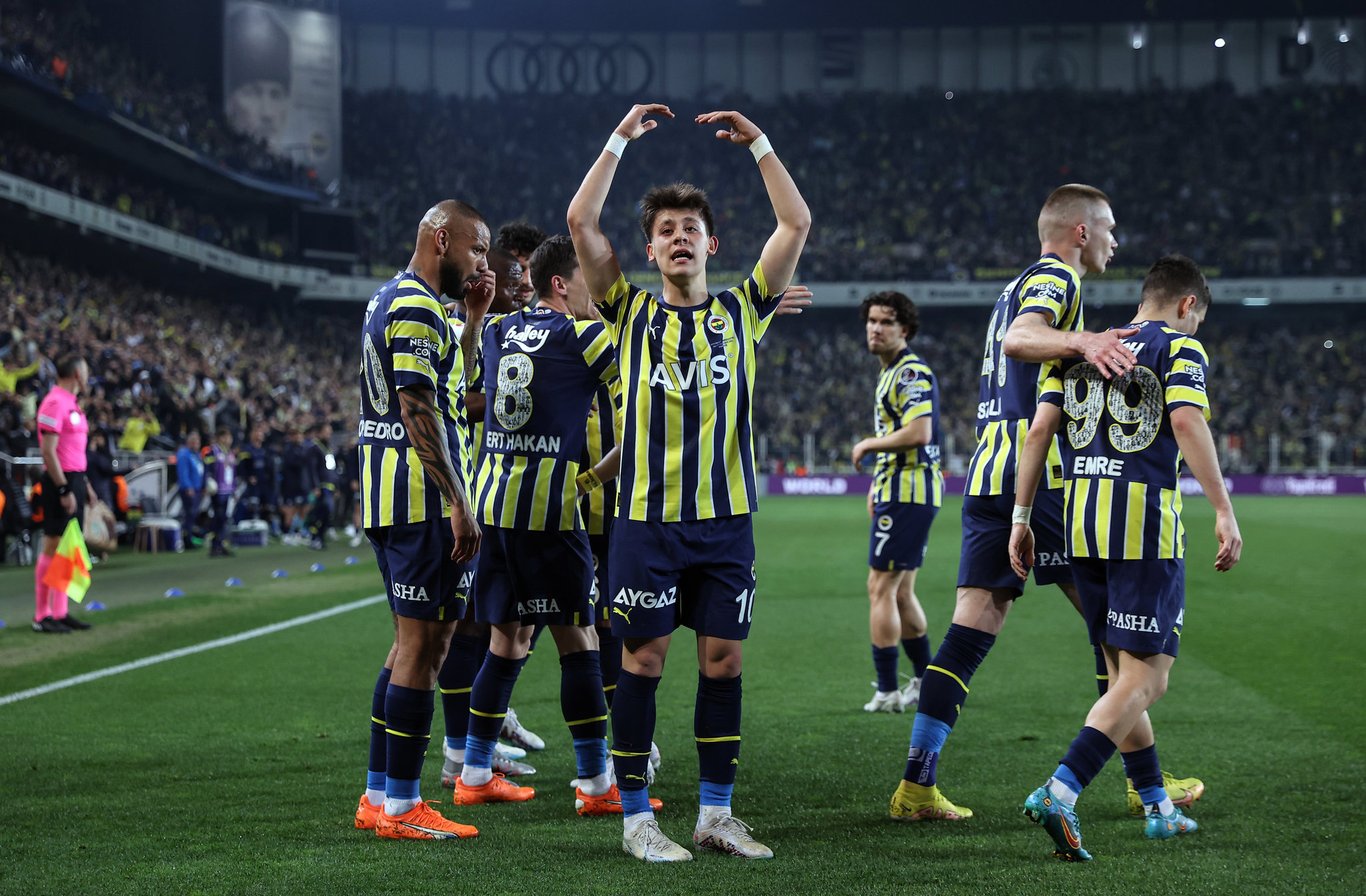 Fenerbahçe’den Galatasaray’a dev çalım! Transfer dönemi bu hamleyle başlayacak