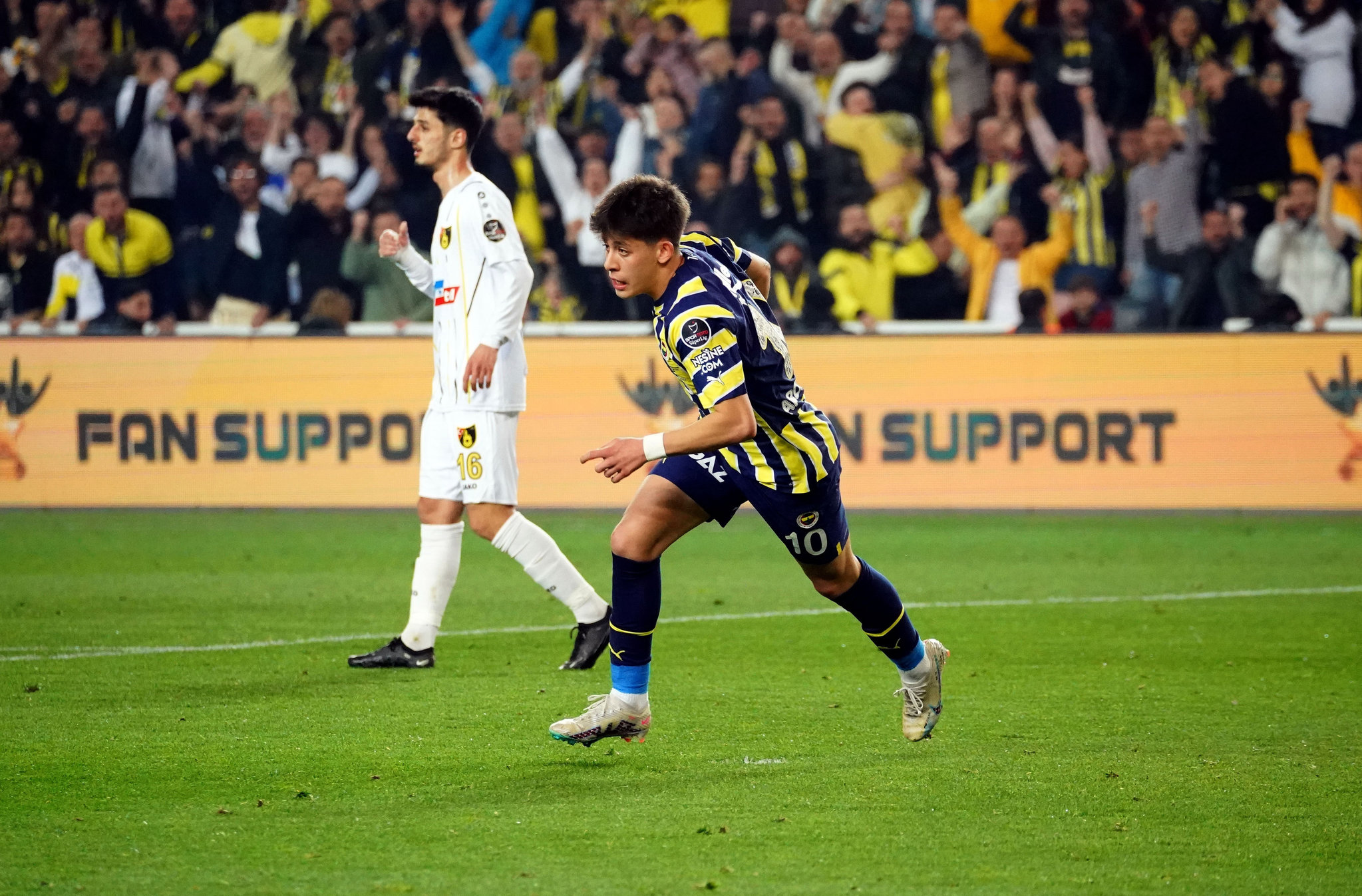 Fenerbahçe’den Galatasaray’a dev çalım! Transfer dönemi bu hamleyle başlayacak