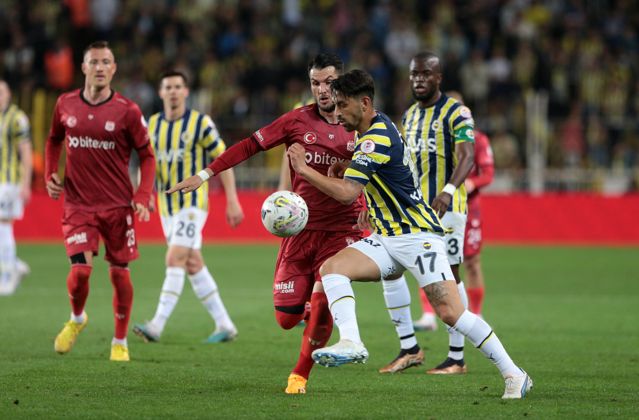 Fenerbahçe’ye 72 milyon Euro’luk yıldız! Herkes bu transferi konuşacak