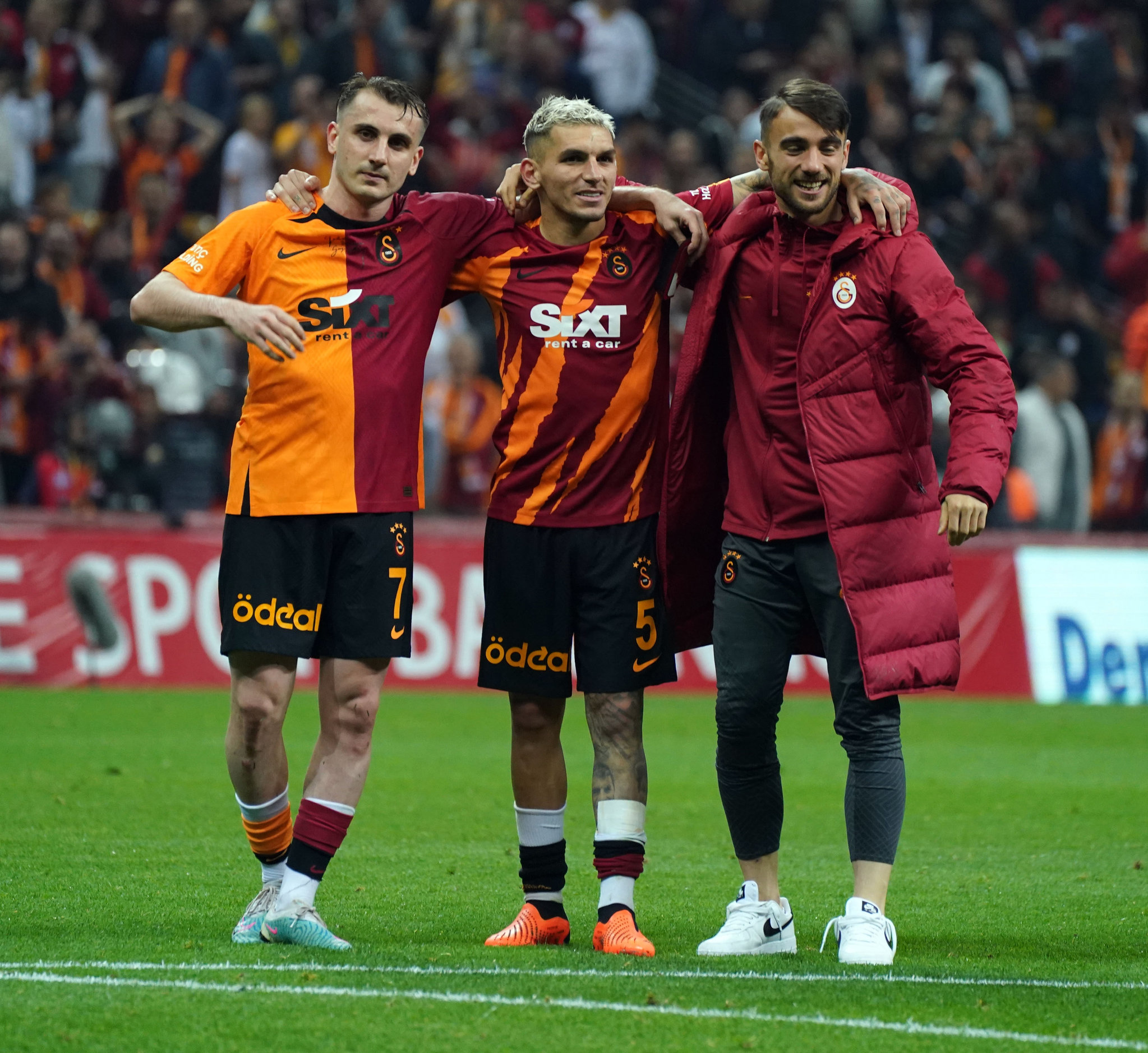 TRANSFER HABERİ: Galatasaray istiyordu! Kulübüne veda etti