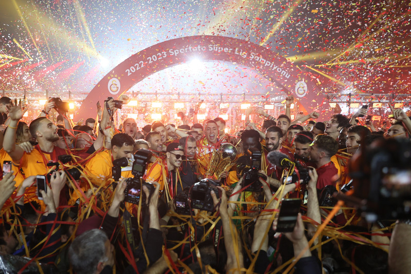 GALATASARAY HABERLERİ - Cimbom’a müjde! Dünya yıldızı takımından ayrılıyor