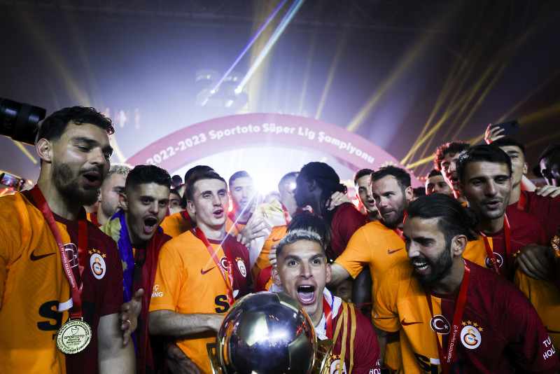 GALATASARAY HABERLERİ - Cimbom’a müjde! Dünya yıldızı takımından ayrılıyor