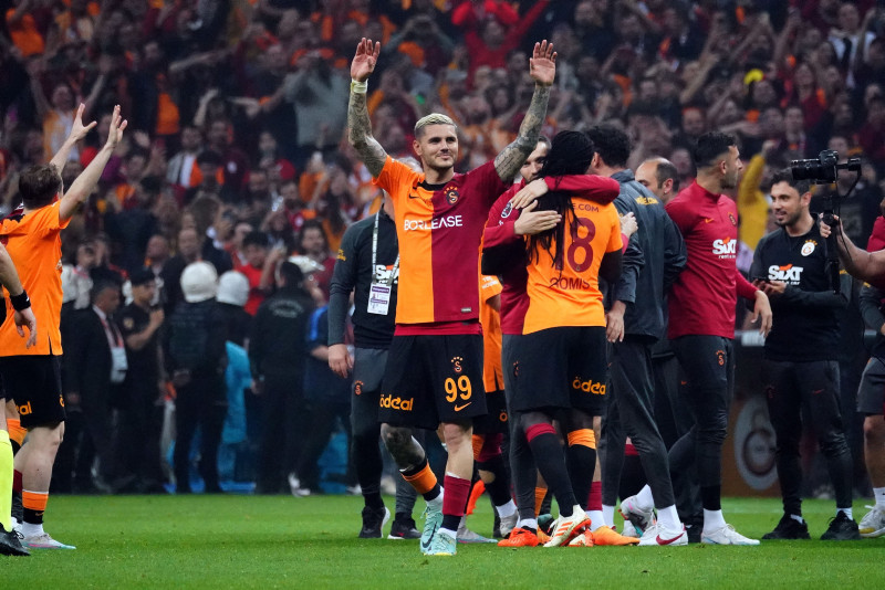 Galatasaray’dan 3 bomba transfer! Erden Timur bizzat görüşecek