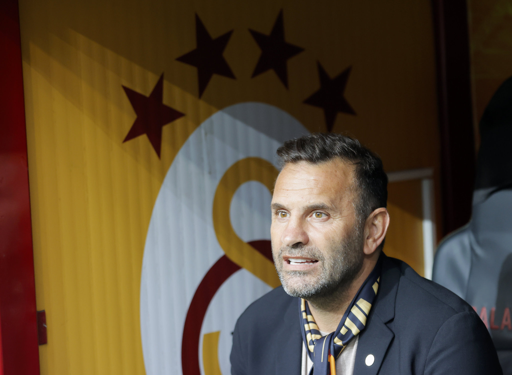 Galatasaray’da Okan Buruk’la yola devam! İşte yeni maaşı...