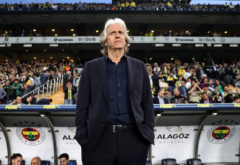 Fenerbahçe Teknik Direktörü Jorge Jesus geleceği hakkına konuştu! Kararımı başkana ilettim