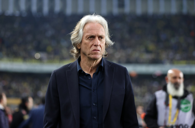 Fenerbahçe Teknik Direktörü Jorge Jesus geleceği hakkına konuştu! Kararımı başkana ilettim