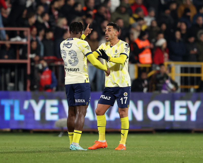 FENERBAHÇE HABERLERİ - İrfan Can Kahveci için flaş veda sözleri! Önce paylaştı sonra sildi