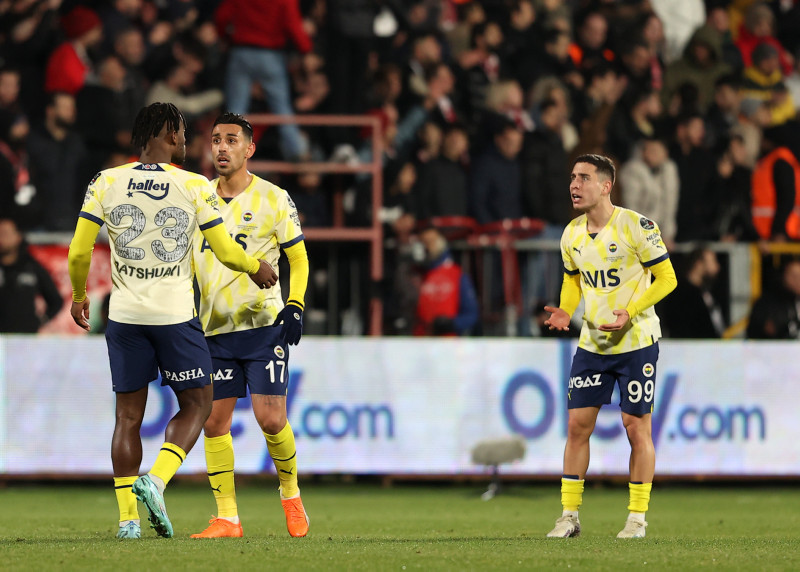 FENERBAHÇE HABERLERİ - İrfan Can Kahveci için flaş veda sözleri! Önce paylaştı sonra sildi