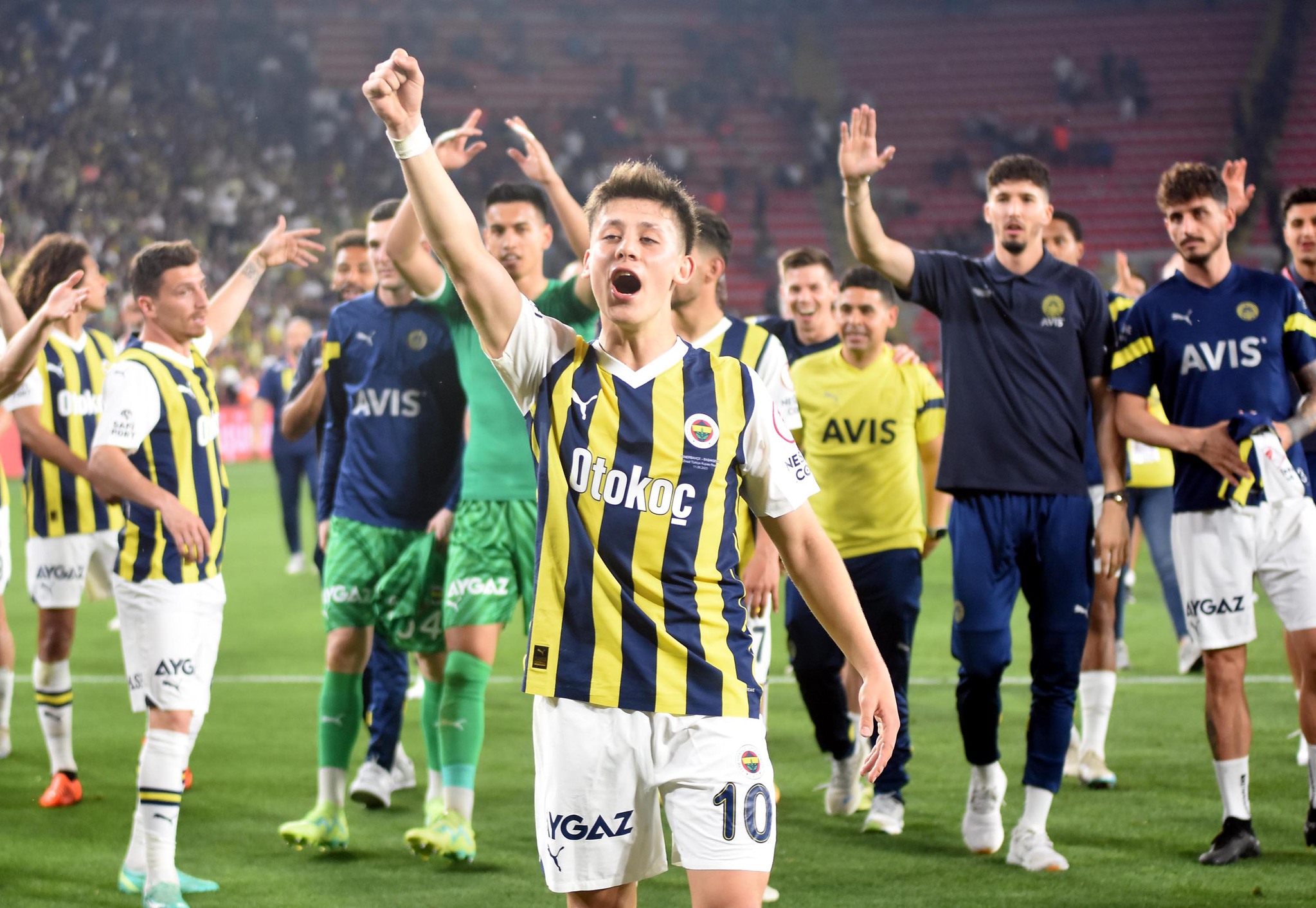 Montella yıldız ismi Fenerbahçe’ye çağırdı! Transferde gündemi sarsacak iddia