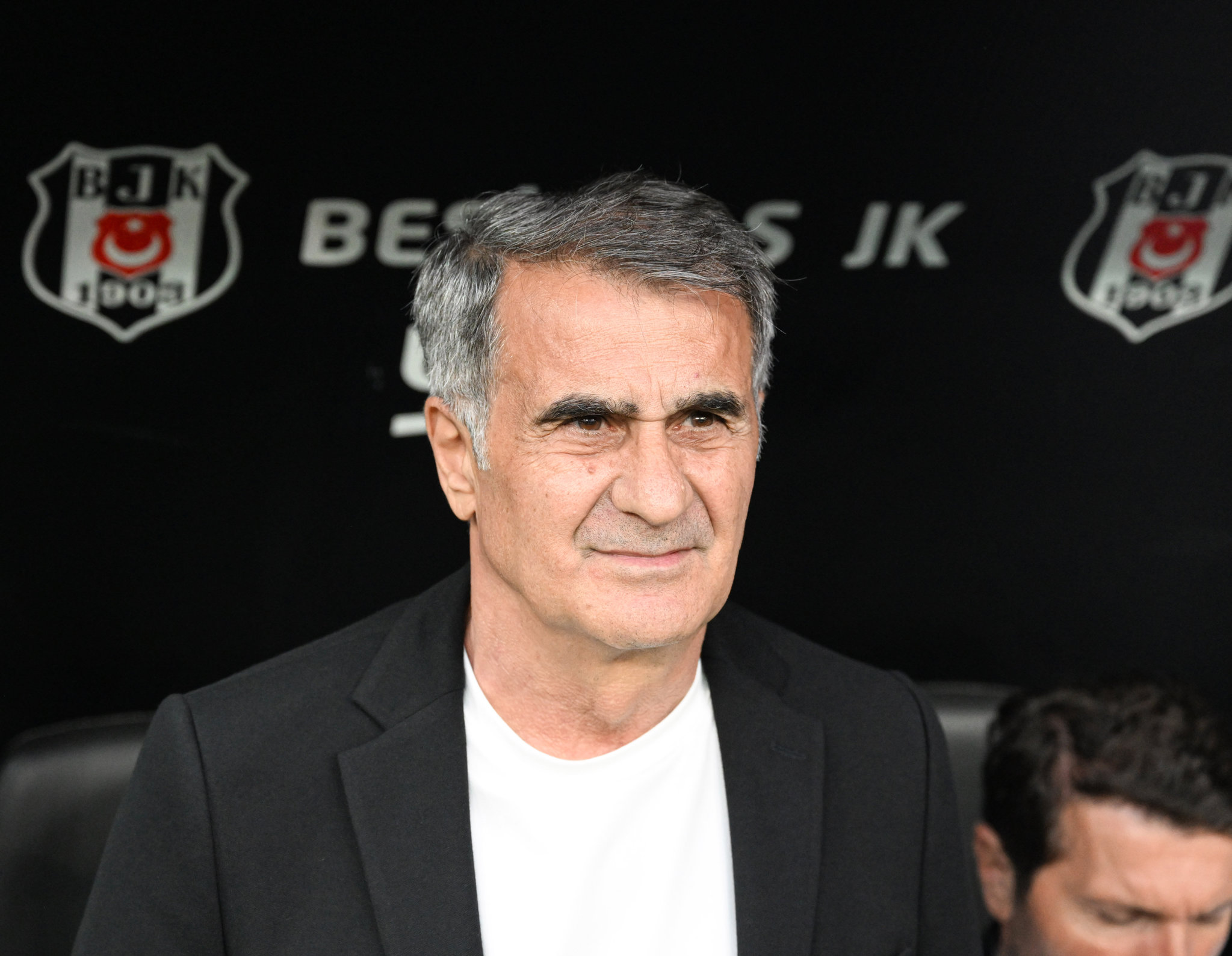TRANSFER HABERİ: Beşiktaş’a İspanyol maestro! 4 milyon Euro teklif edildi