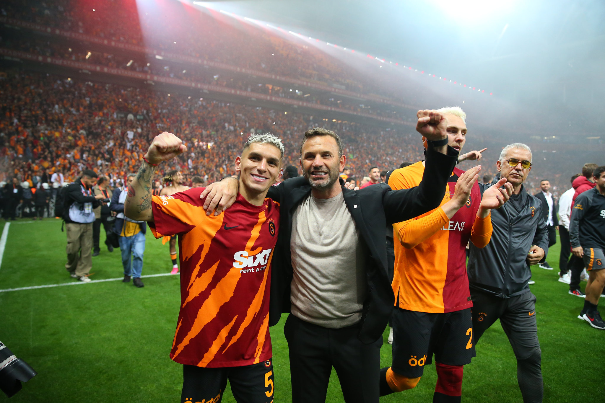 Galatasaray’dan sürpriz transfer! Temmuz ayında imza atacak