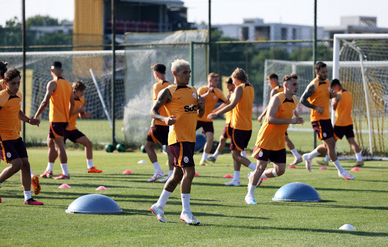 GALATASARAY HABERLERİ: Sürpriz transfer iddiası! Sunulan teklif...