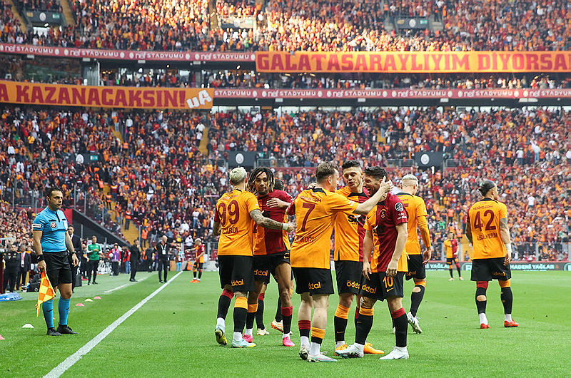 Galatasaray’dan Alexis Sanchez bombası!