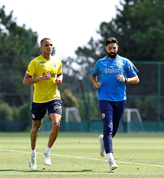 TRANSFER HABERİ: Mert Müldür seçimini yaptı! Fenerbahçe mi Galatasaray mı?