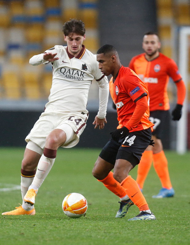 TRANSFER HABERİ - Fenerbahçe’den yakın markaj! Tatile gelen yıldızı ikna çabaları