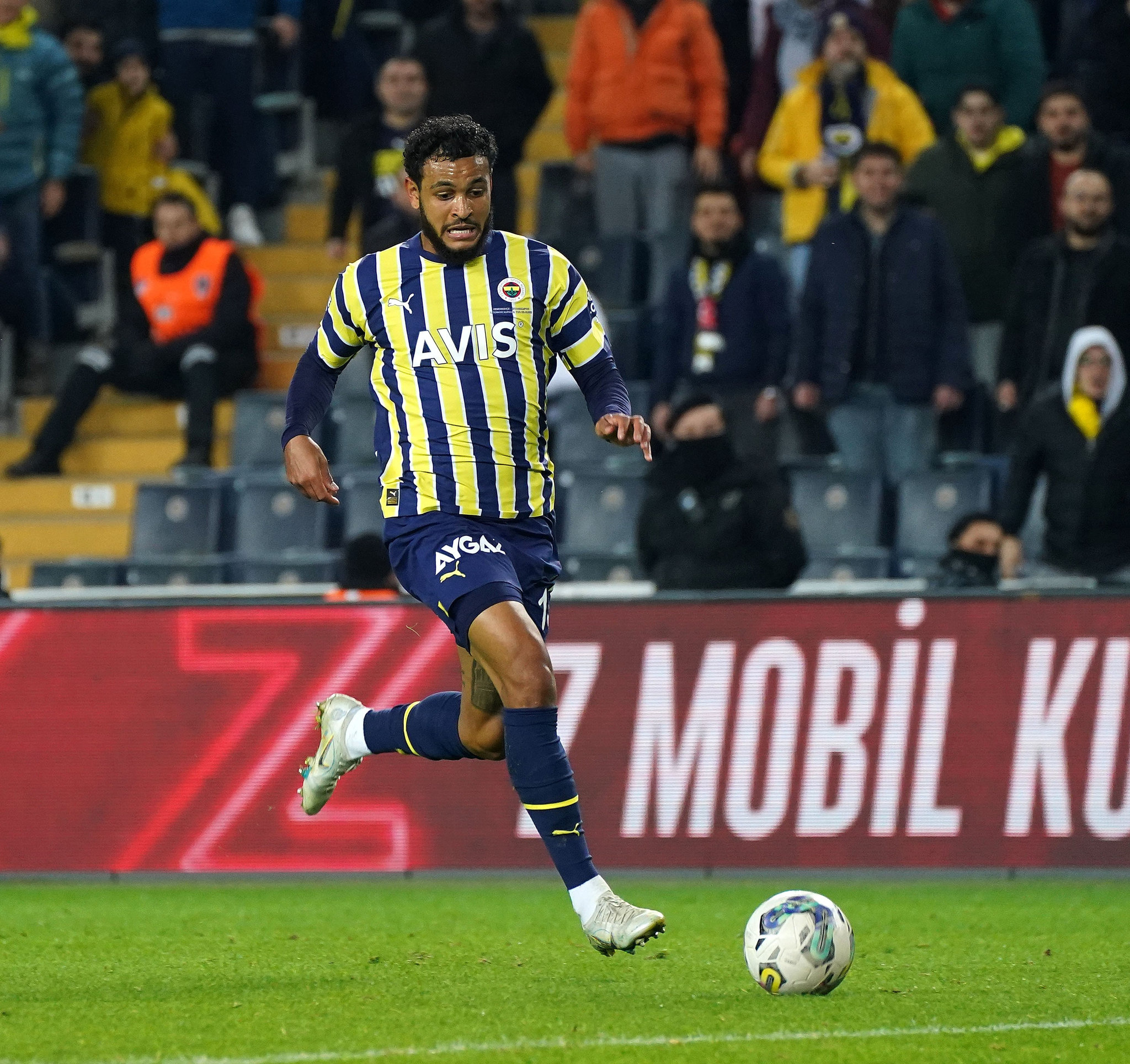 FENERBAHÇE TRANSFER HABERLERİ: Joshua King takımdan ayrılıyor mu? 3 talip...