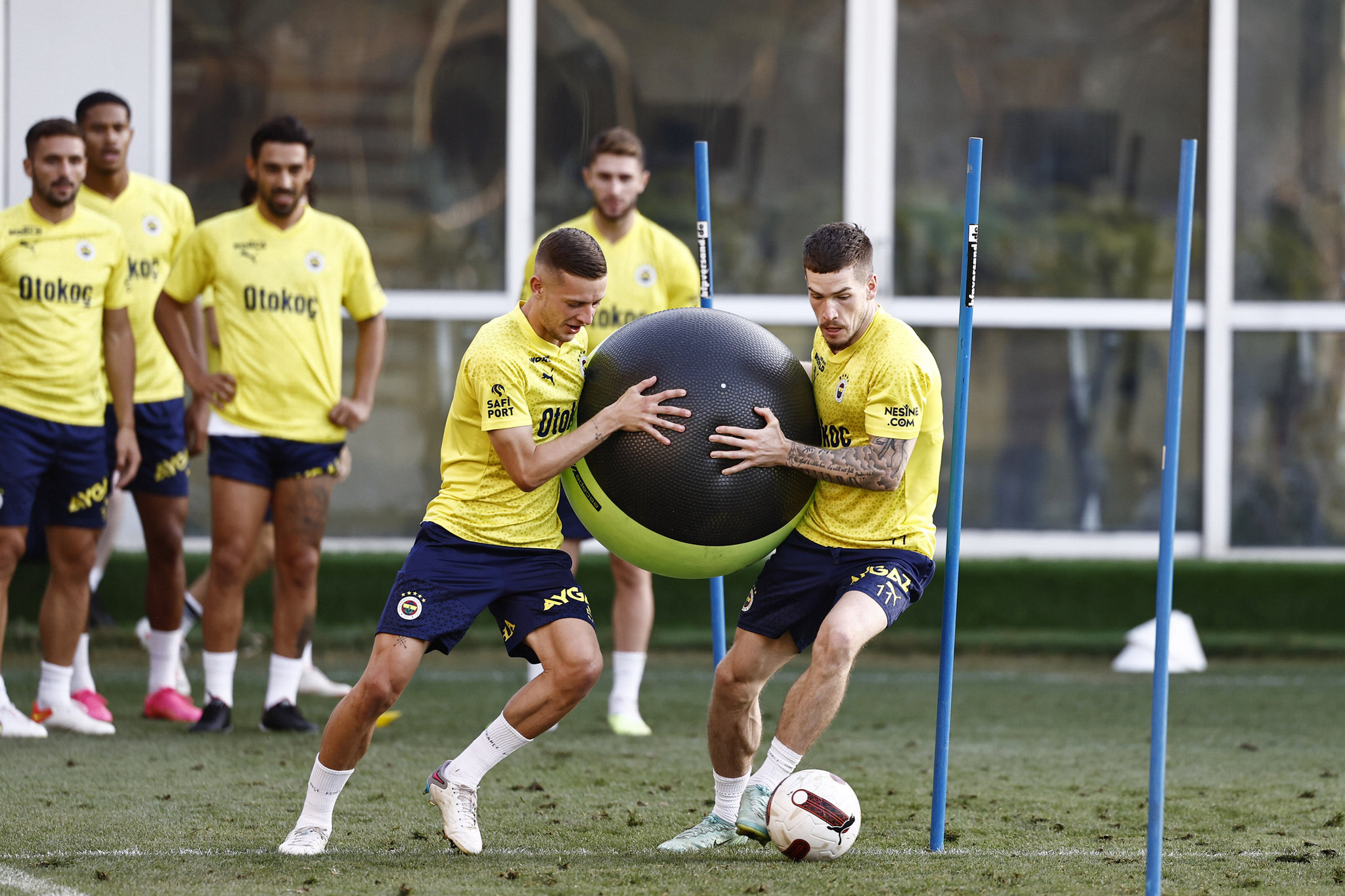 TRANSFER HABERİ: Fenerbahçe’ye Nijeryalı orta saha! İşte İngiliz kulübüne yapılan teklif