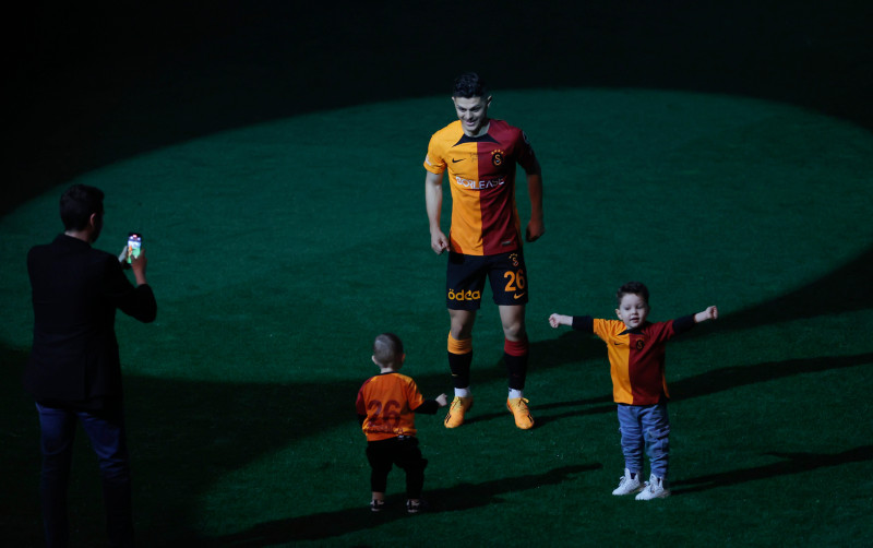 GALATASARAY TRANSFER HABERLERİ: Okan Buruk özellikle istemişti! Cimbom’un Milot Rashica ısrarı