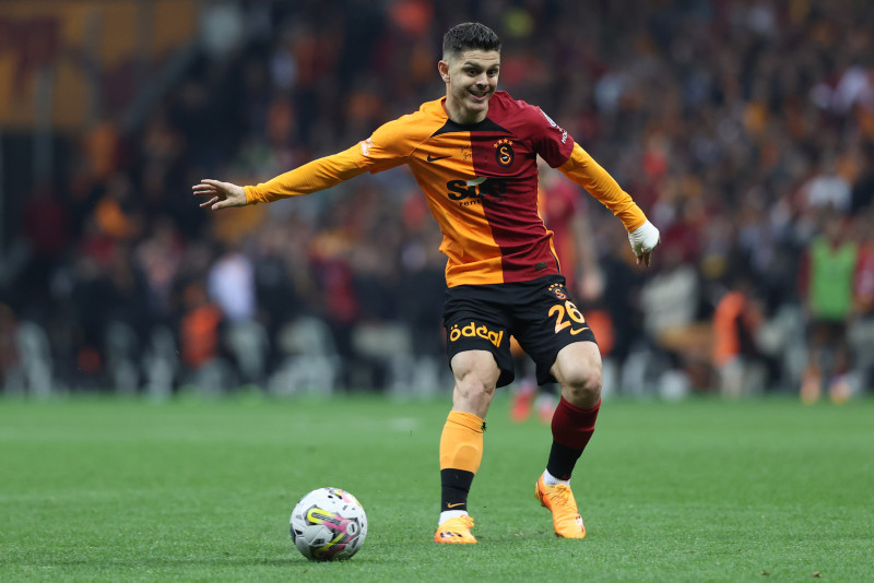 GALATASARAY TRANSFER HABERLERİ: Okan Buruk özellikle istemişti! Cimbom’un Milot Rashica ısrarı
