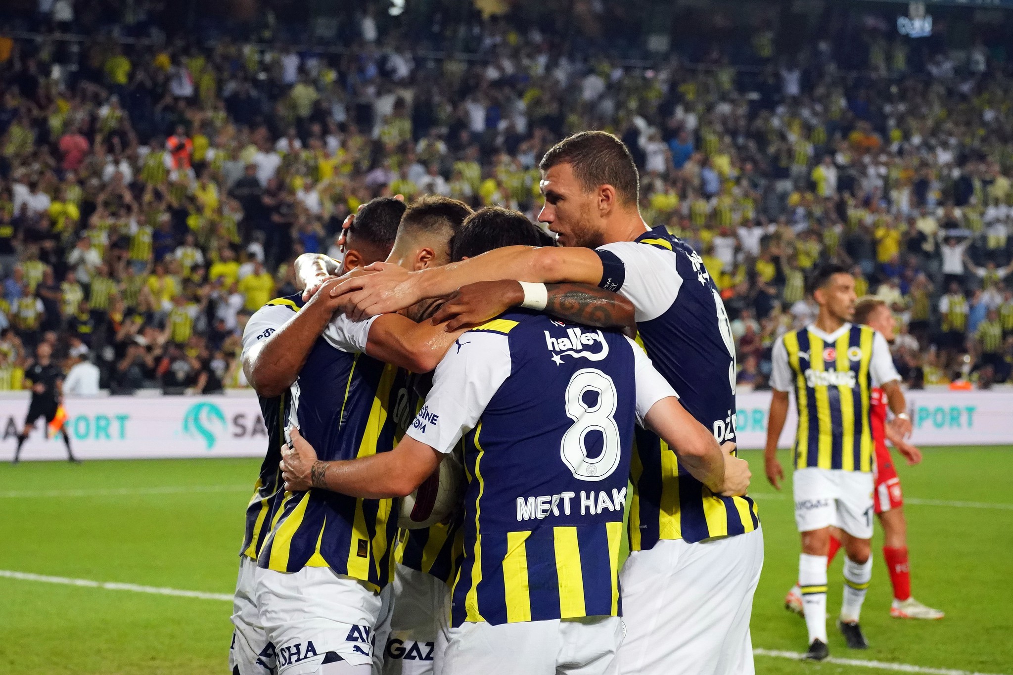 İsmail Kartal’dan sürpriz tercih! İşte Fenerbahçe’nin Twente maçı 11’i