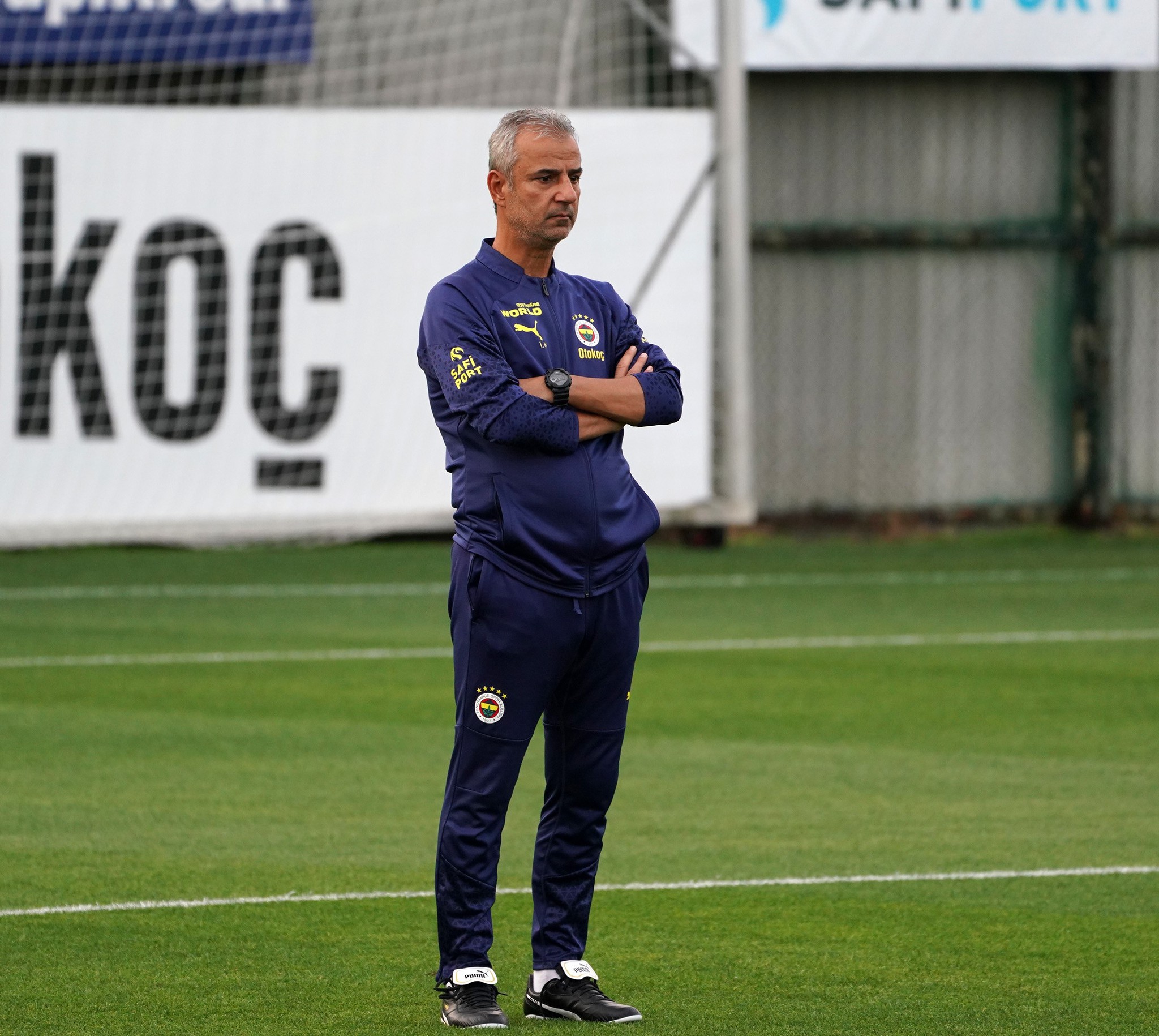 Son dakika Fenerbahçe haberleri: Orta sahaya ’top kapma’ canavarı! Vitor Pereira...