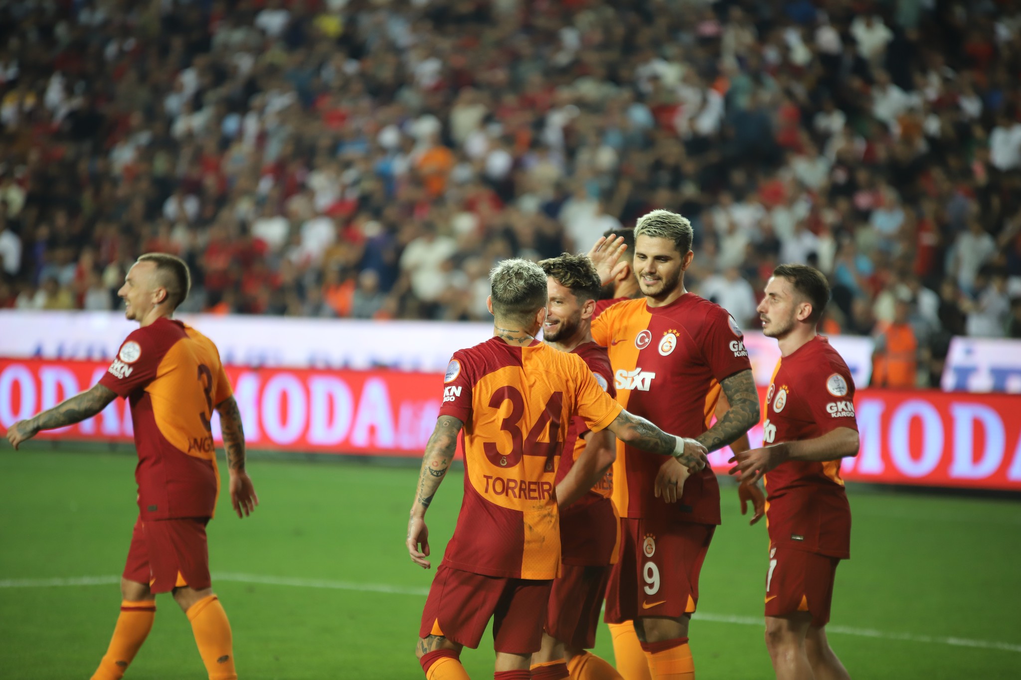 Galatasaray’dan Sergio Ramos’a transfer mesajı!